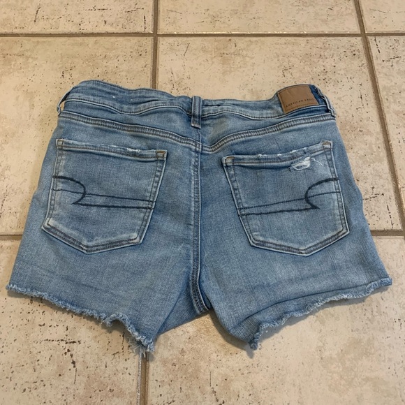 American Eagle Ne(x)t Level Stretch Distressed Denim Shorts - Size 10 - Picture 2 of 8